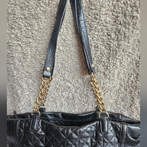 EUC B. Makowsky quilted black leather purse chain strap zip enclosure hobo bag - Picture 4 of 16